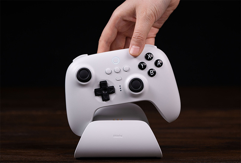 Tay cầm 8BitDo Ultimate Controller with Charging Dock